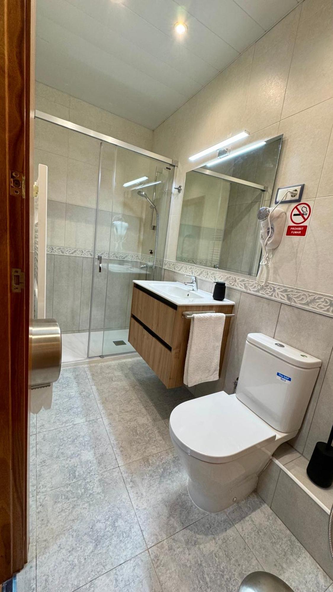 Hostal Madrazo Barcelona Kültér fotó